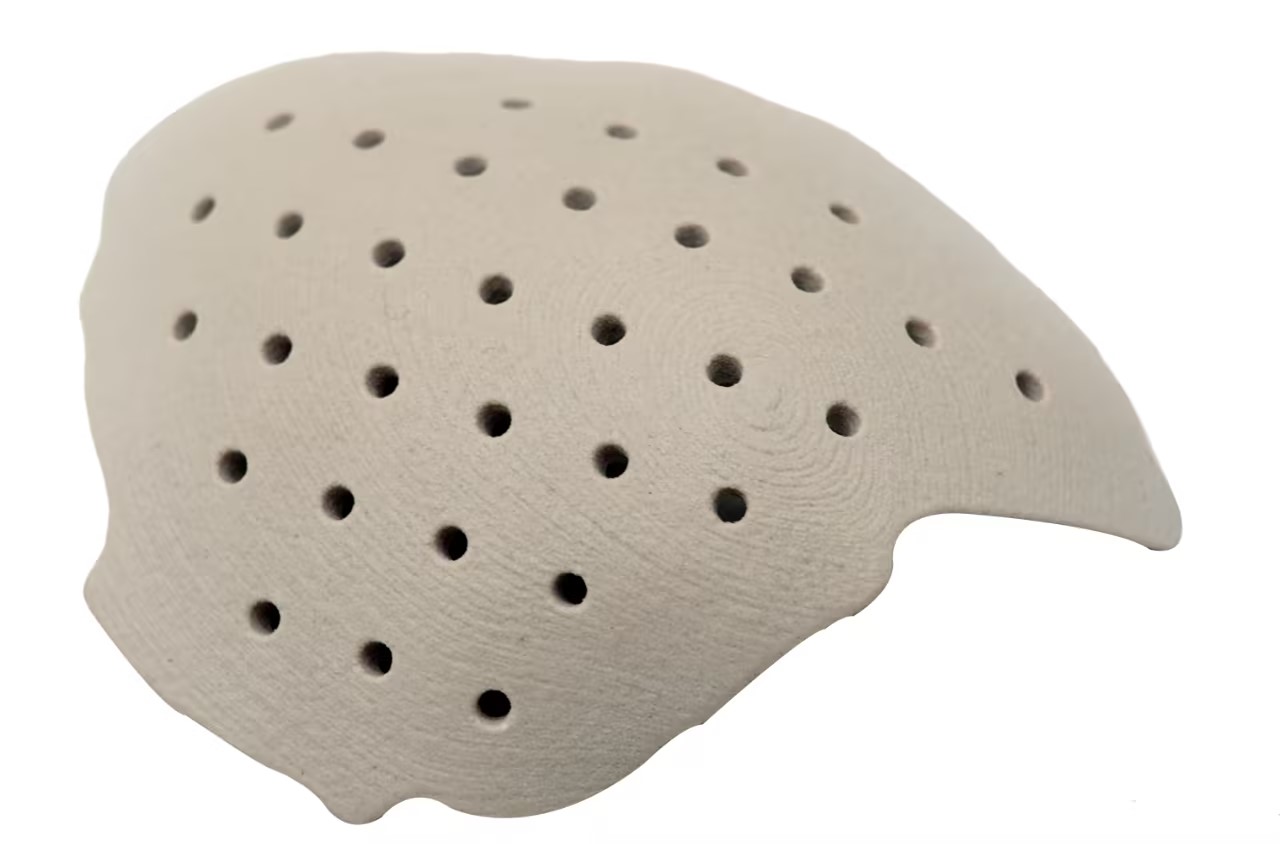 PEEK 3D printing plastic material for high-performance additive manufacturing — durable, heat-resistant, and precision material for engineering prototypes and functional components.